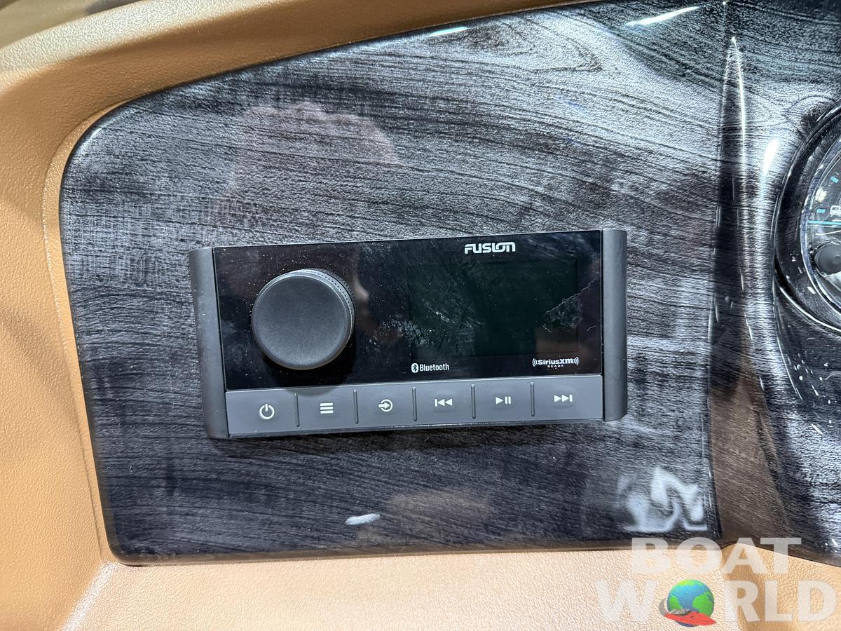 2026 Tahoe LTZ VRB Swingback Tritoon & Honda $51995