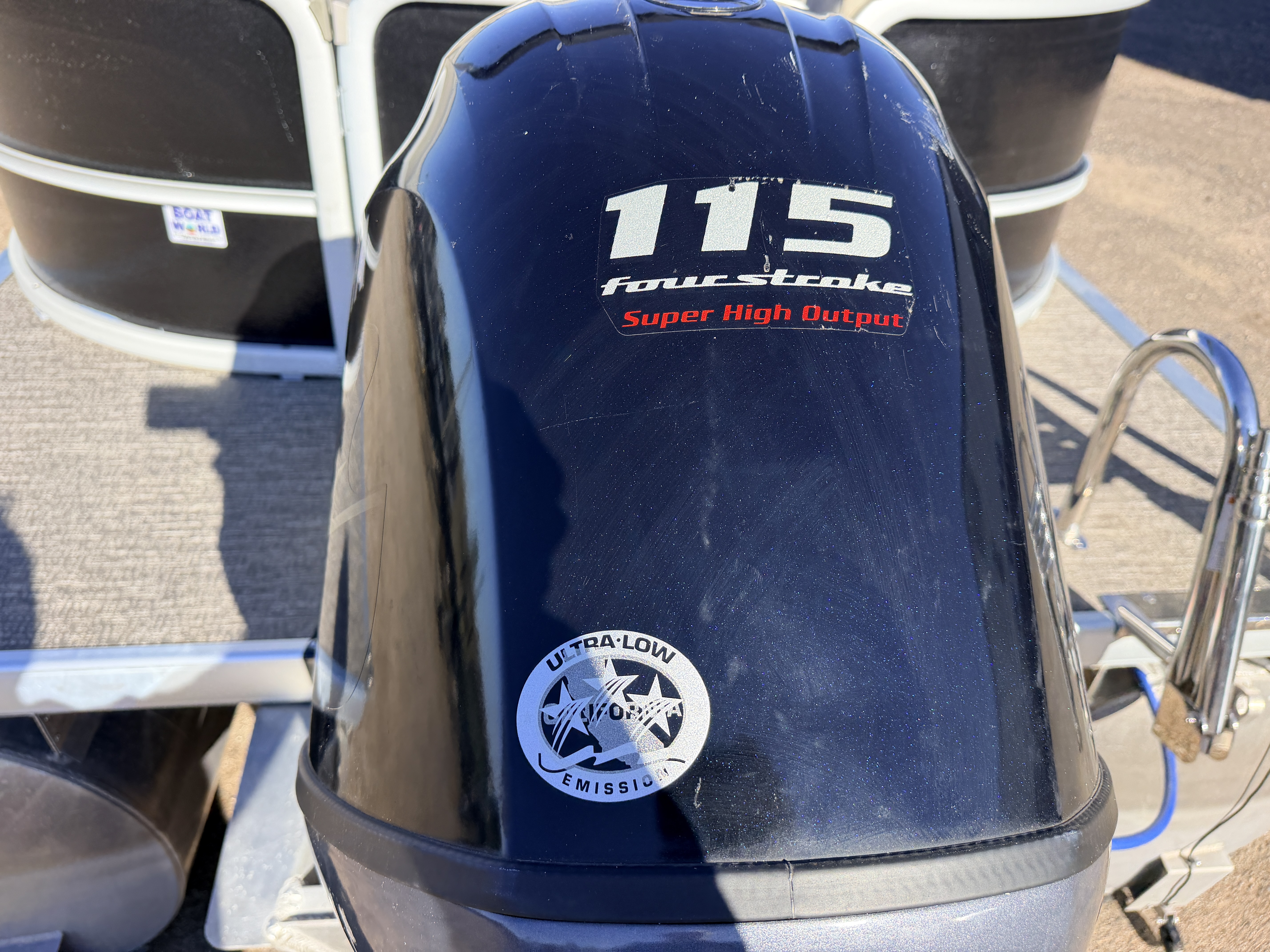 Used 2022 Premier 230 SunSpree RF & 116HP Yamaha 4Stroke -$34,995