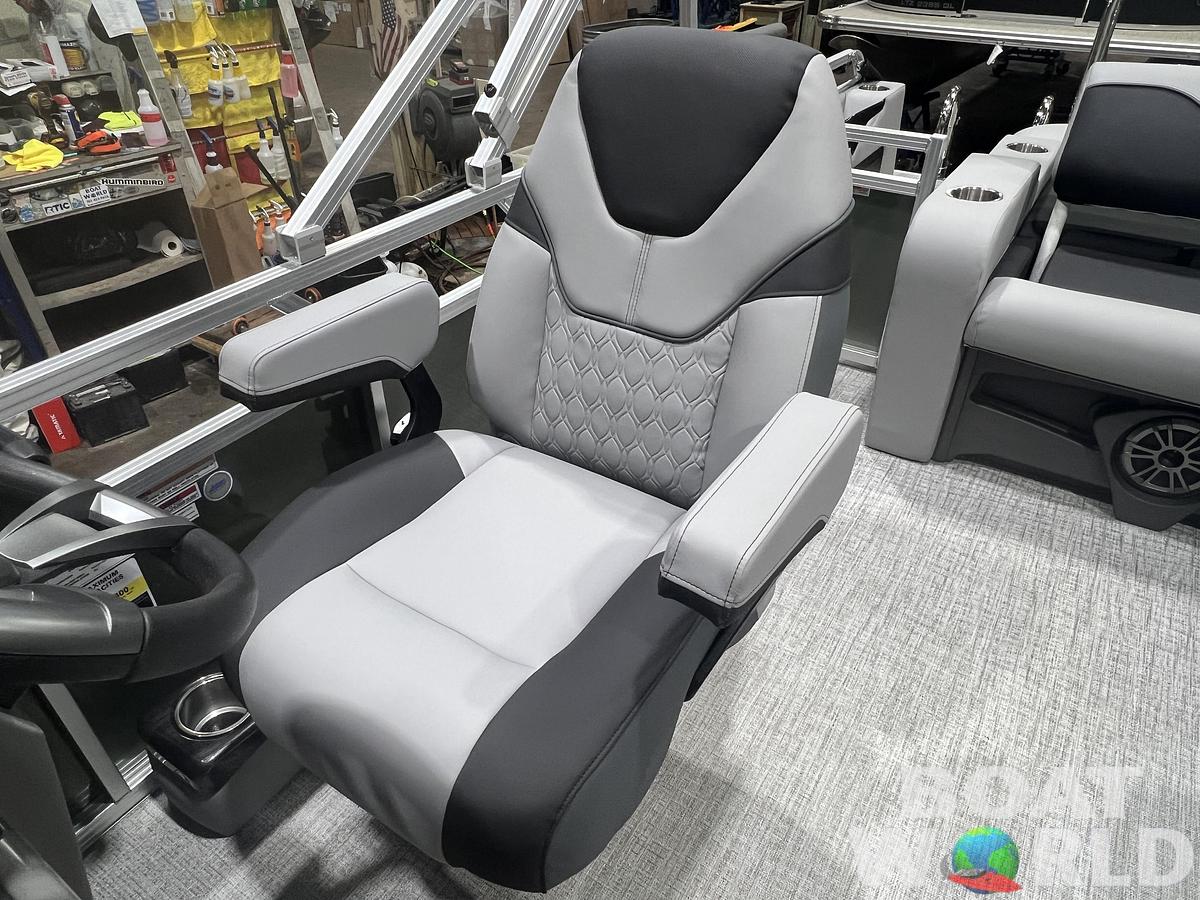 2026 Tahoe Pontoons Sport 2180 Swingback (VRB) 