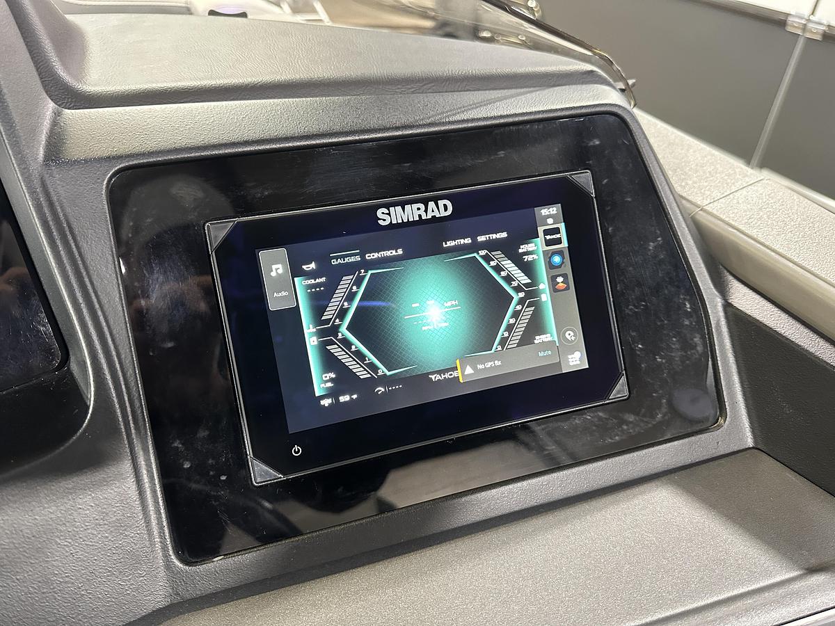 2025 Tahoe Pontoons Cascade 2385 Cruise Rear Bench Tritoon & Honda 225HP 4-Stroke EFI