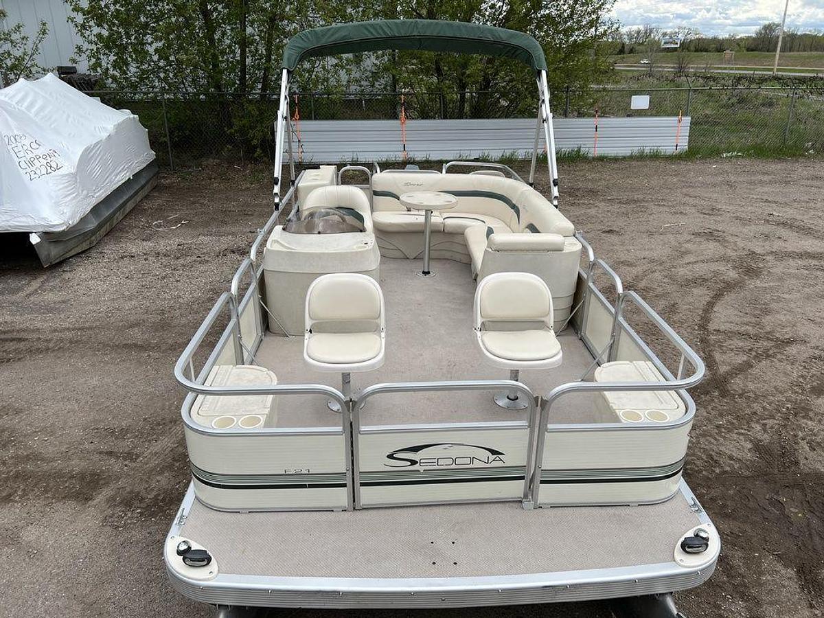 Used 2005 Bennington Sedona F21 Pontoon