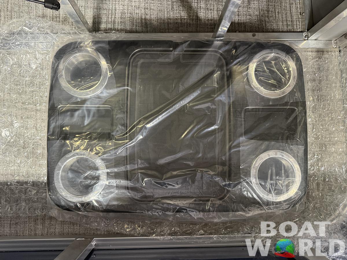 2026 Tahoe Pontoons Sport 2385 Swingback (VRB) & Honda 4-Stroke EFI