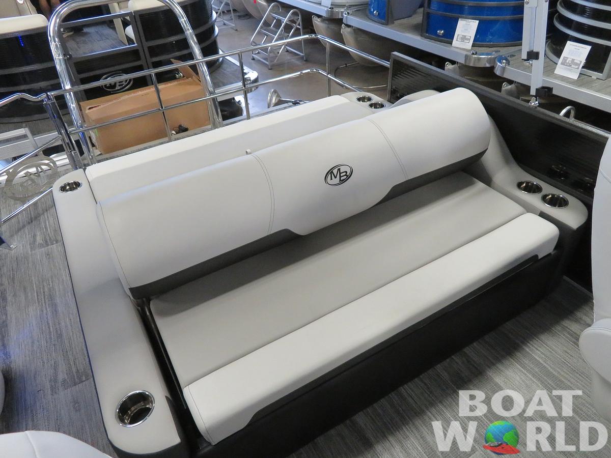 2024 Montego Bay 8524 Swingback Deluxe Pontoon & Honda 4-Stroke EFI