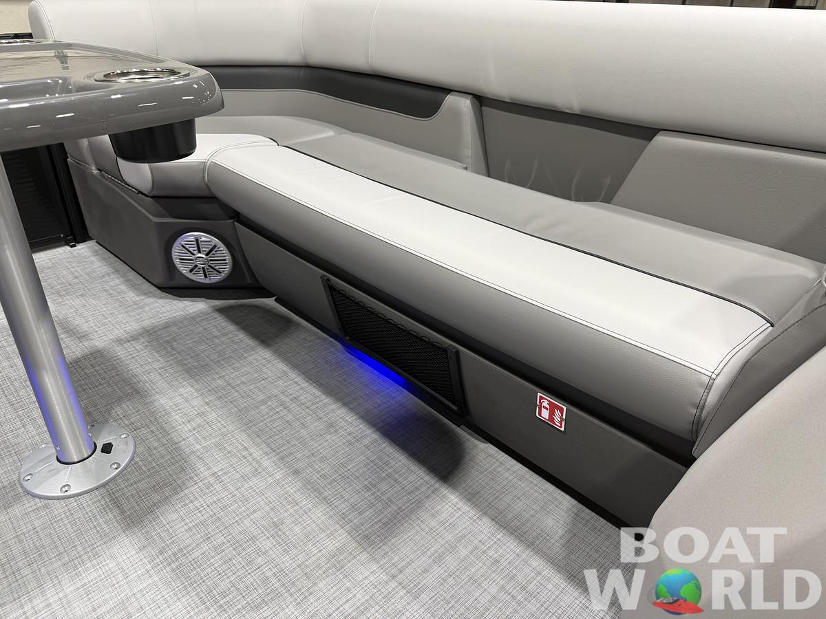 2026 Princecraft Vectra 21 Cruise Lounge Pontoon 