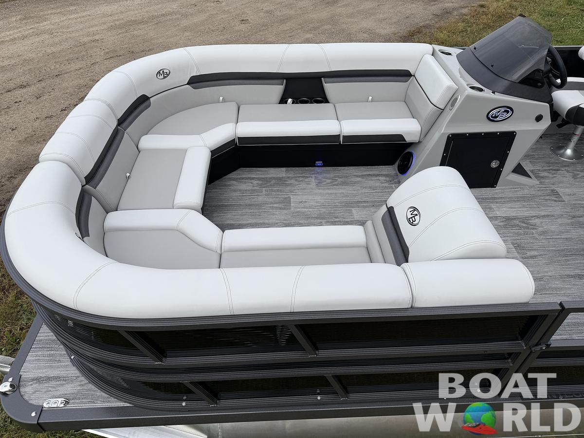 2026 Montego Bay 8522 Quad Lounge Tritoon 