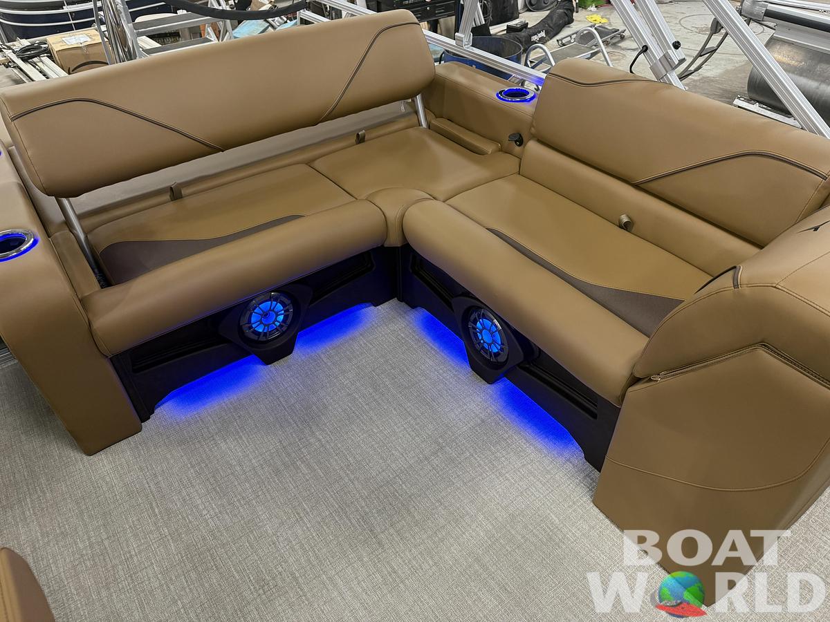 2026 Tahoe Pontoons Sport 2385 Swingback (VRB) Tritoon & Honda 4-Stroke EFI