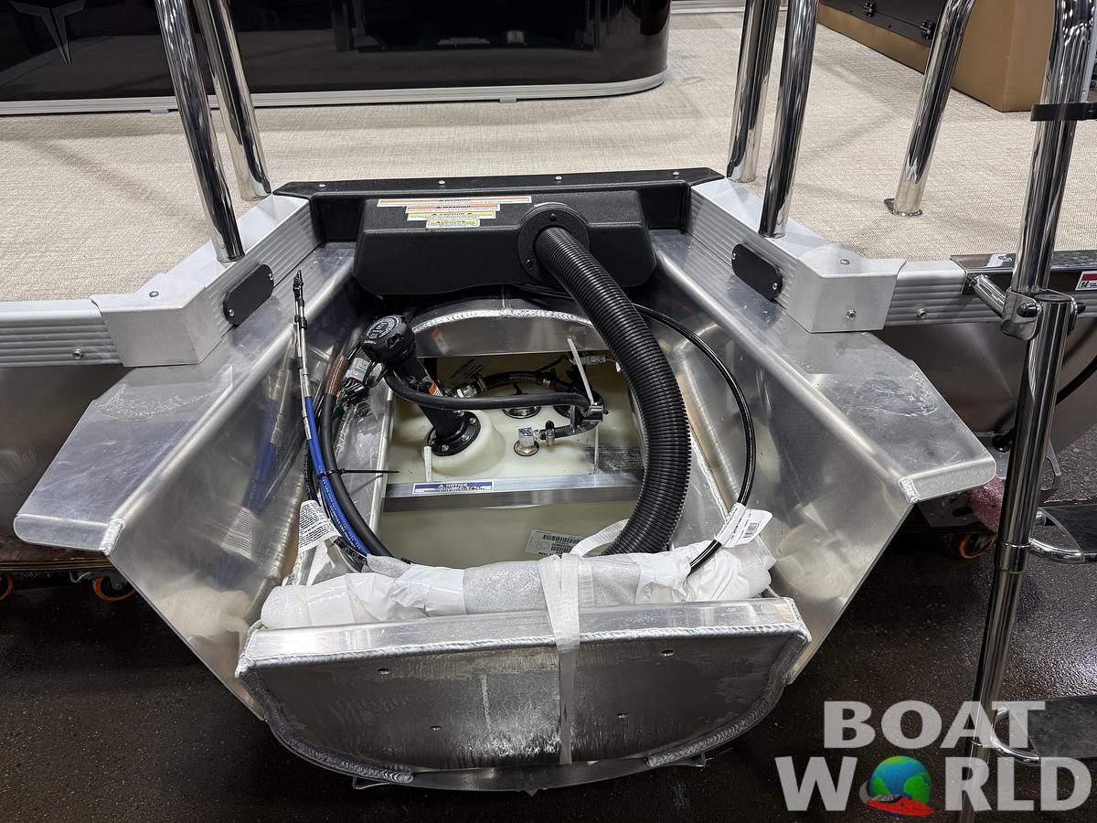 2026 Tahoe Pontoons Sport 2385 Swingback (VRB) Tritoon