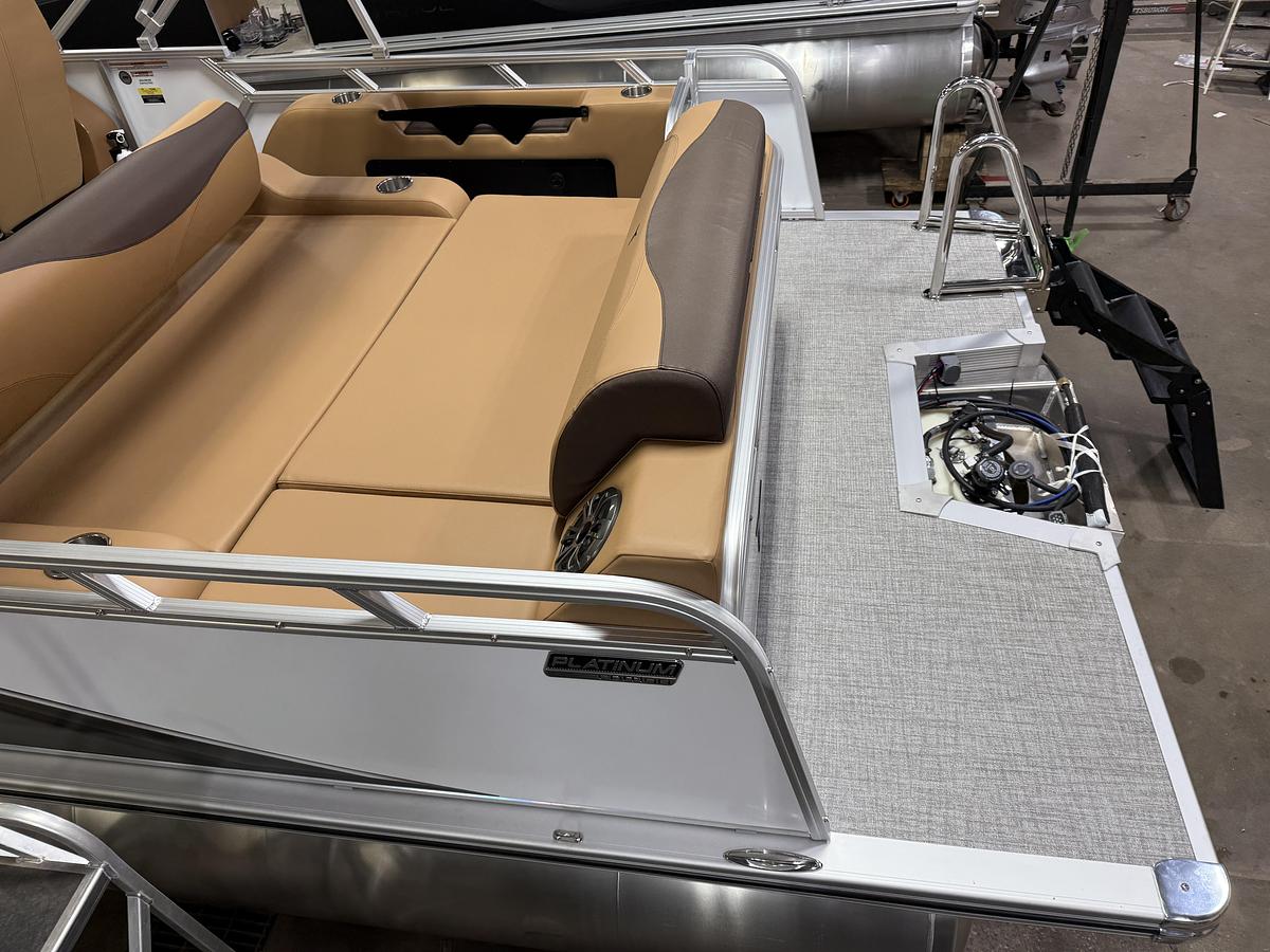 2025 Tahoe Pontoons LTZ 2385 Swingback (VRL) & Honda 4-Stroke EFI