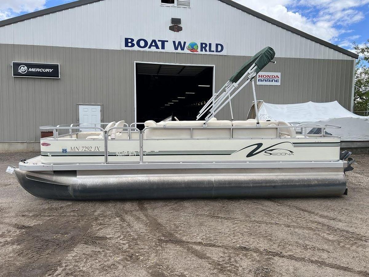 Used 2005 Bennington Sedona F21 Pontoon