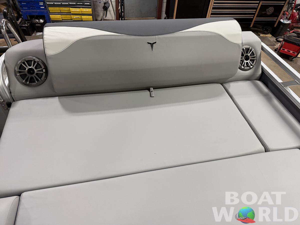 2025 Tahoe Pontoons LTZ 2385 Swingback (VRL) Pontoon & Honda 4-Stroke EFI