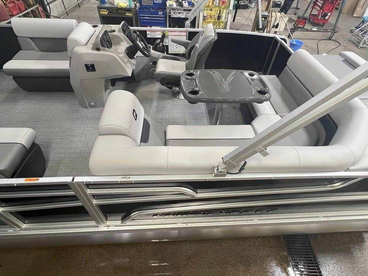 2025 Princecraft 21 Sportfisher 2-S Pontoon & Mercury 4-Stroke EFI