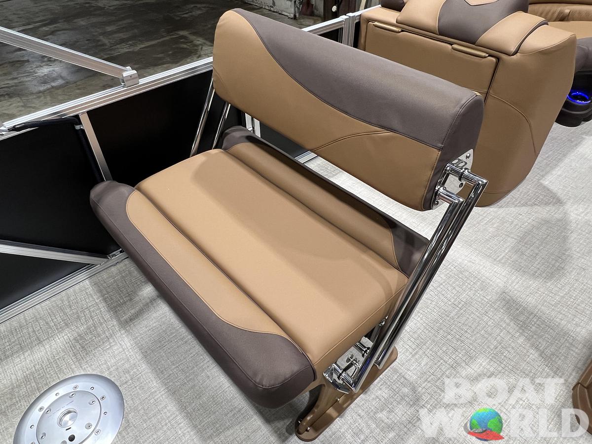 2026 Tahoe Pontoons LTZ 2385 Entertainer Tritoon