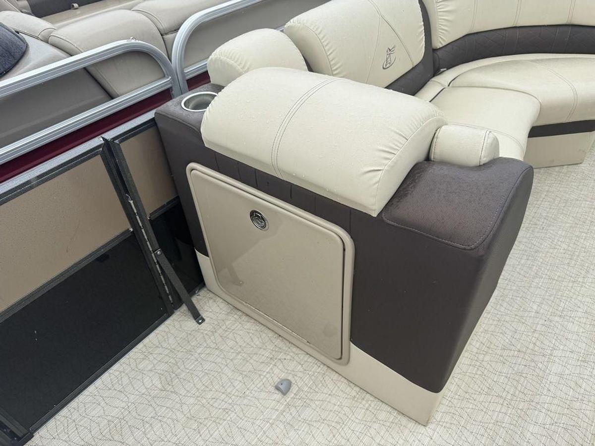 Used 2018 Misty Harbor Boats Skye SR S-2385SE Pontoon