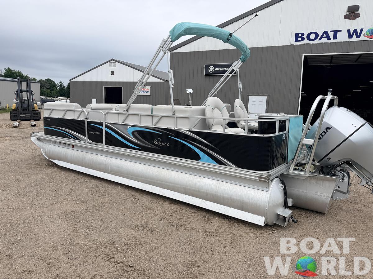 Used 2019 Qwest 822 LS Tritoon & 150HP Honda 4Stroke -$29,995