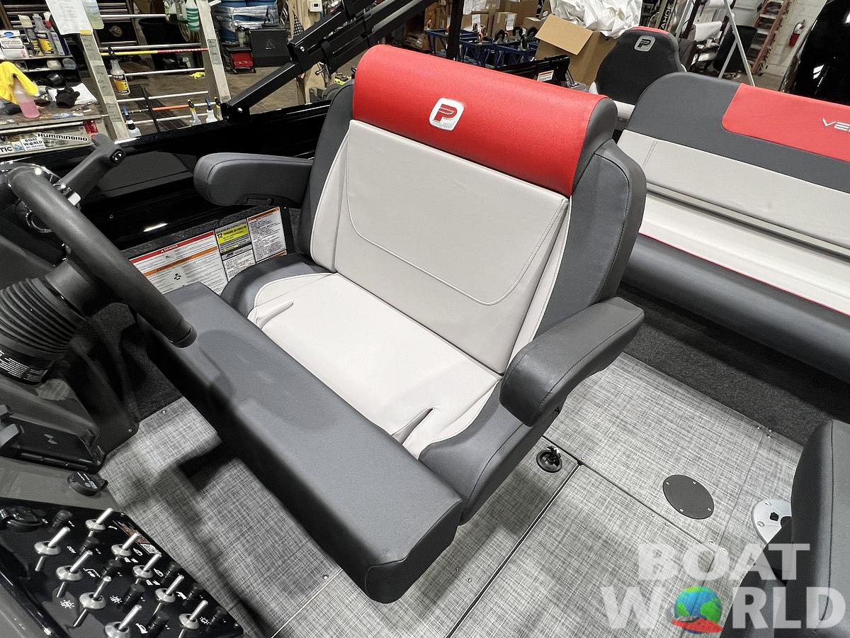 2026 Princecraft Ventura 230 WRL Swingback Deckboat