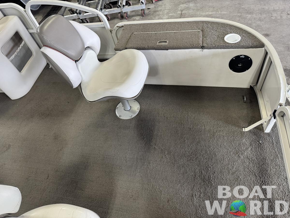 Used 2006 Crestliner 2285 CFI Pontoon