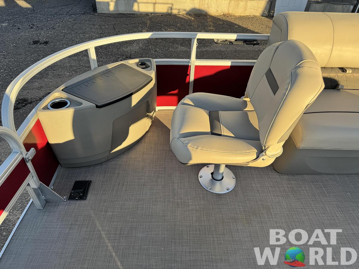 Used 2020 Sun Tracker Fishin Barge 20 DLX Pontoon