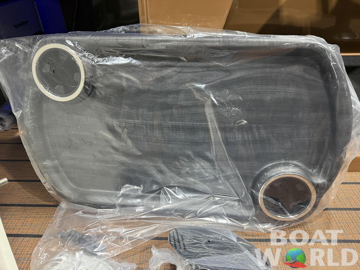 2026 Bentley Pontoons Elite 223 Admiral Quad Lounge Tritoon