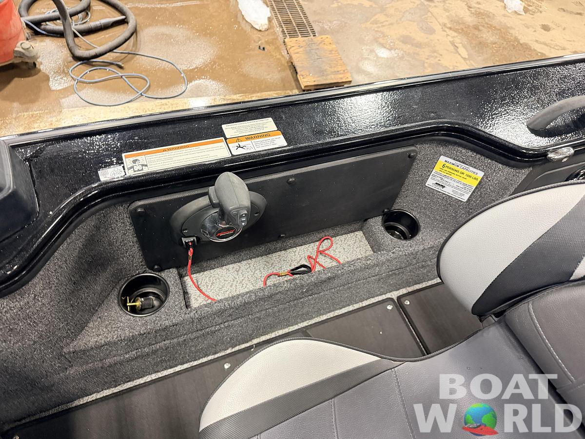 Used 2022 Lund 1875 Pro-V &  200HP Mercury ProXS - $49,995