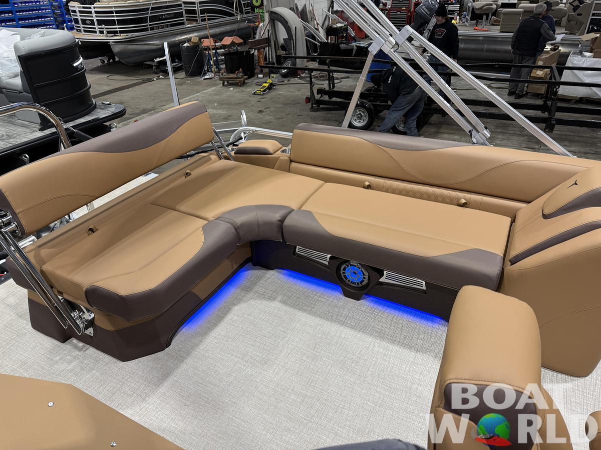 2026 Tahoe Pontoons LTZ 2385 (CRB) Cruise Rear Bench Tritoon 