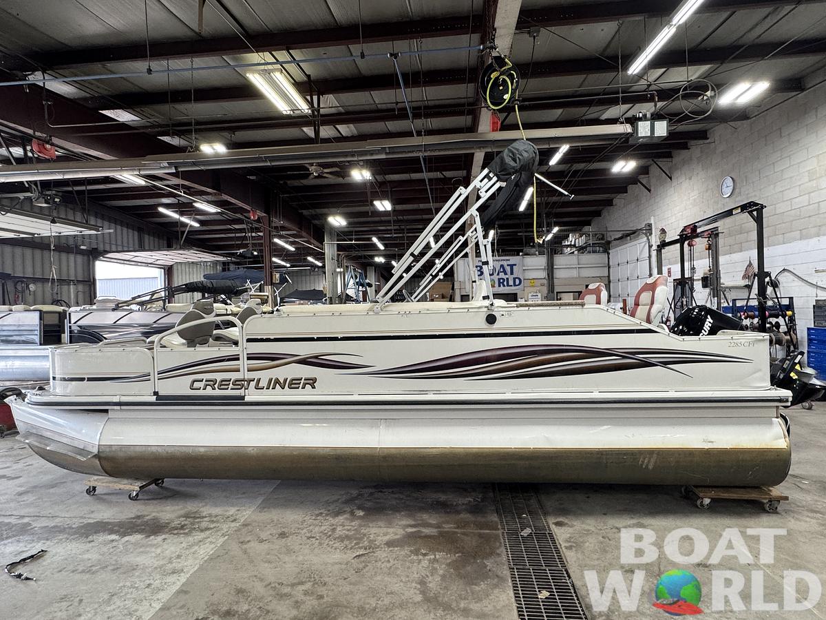 Used 2006 Crestliner 2285 CFI Pontoon