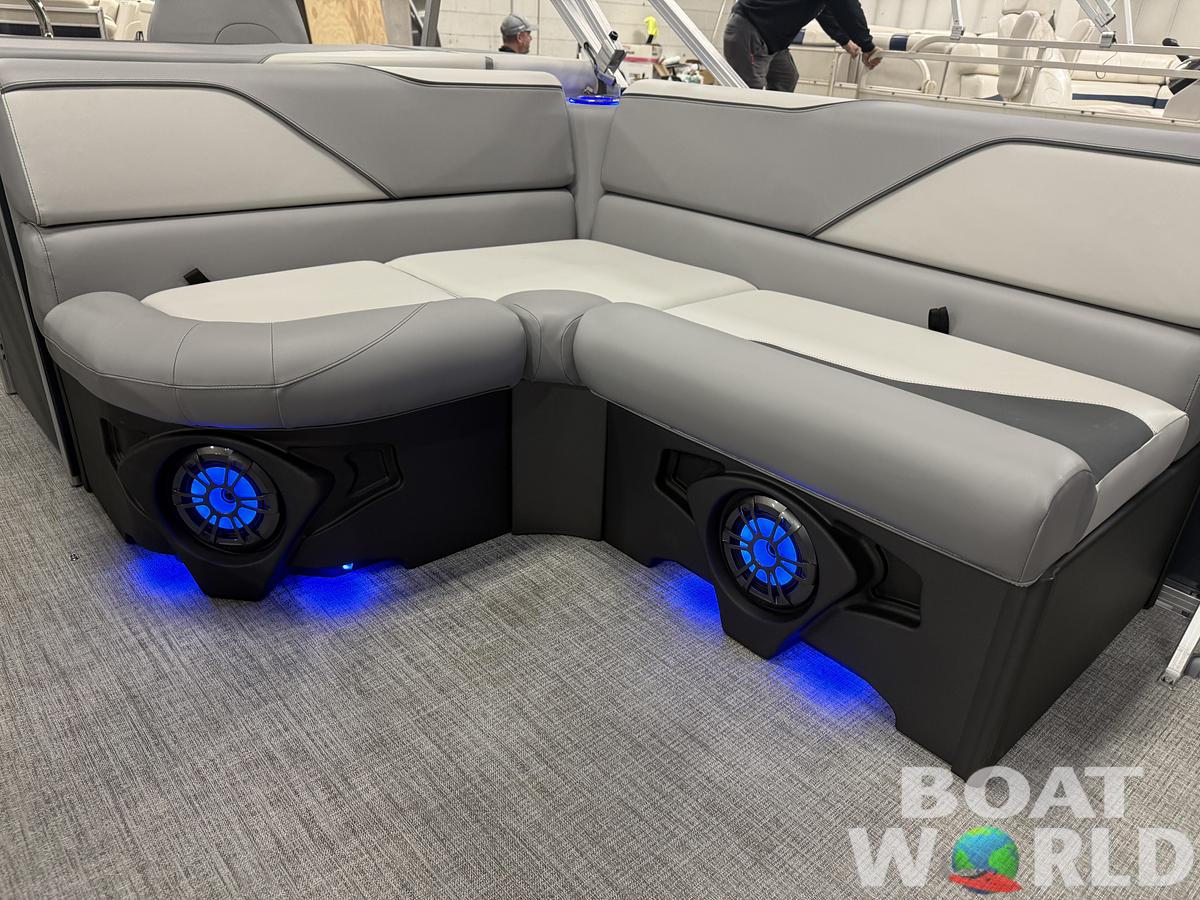 2026 Tahoe Pontoons Sport 2385 Rear Fish Tritoon 