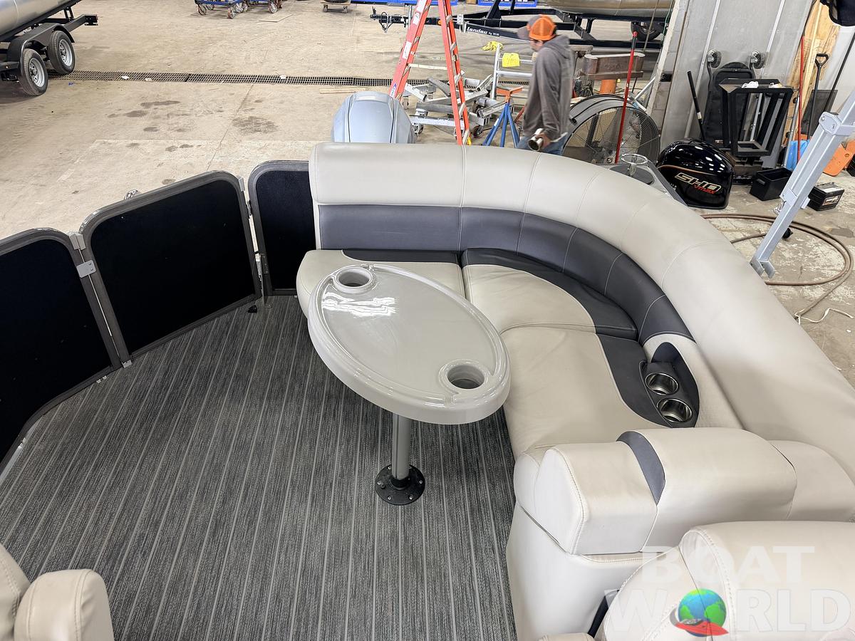 Used 2020 Premier 220 SunSation & 100HP Honda 4Stroke - $29,995