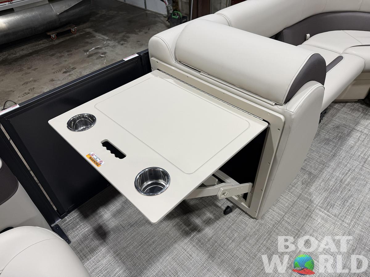 2027 Bentley Legacy 220 Navigator Quad Lounge Pontoon $42995