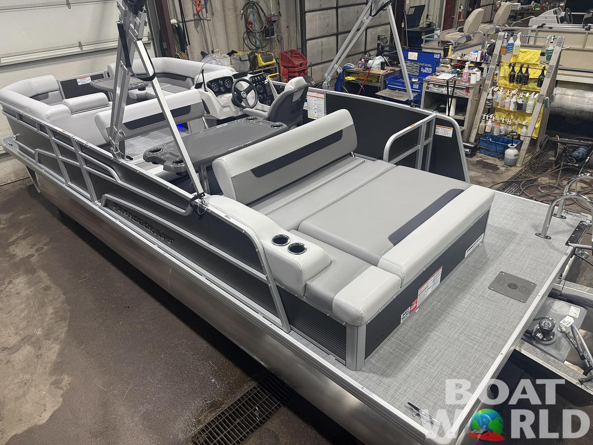 2026 Princecraft Vectra 23 RL Dinette Swingback Pontoon