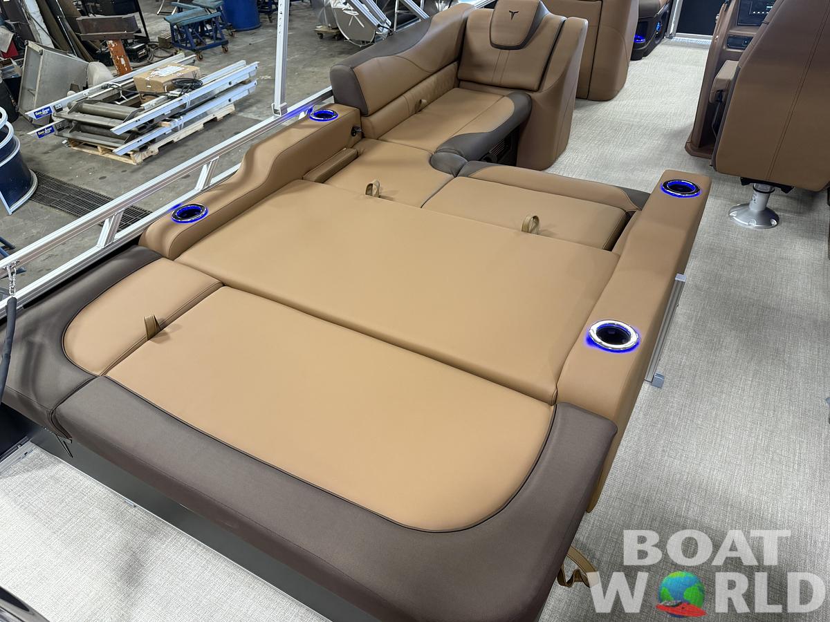 2026 Tahoe Pontoons LTZ 2385 Swingback (VRB) Tritoon 