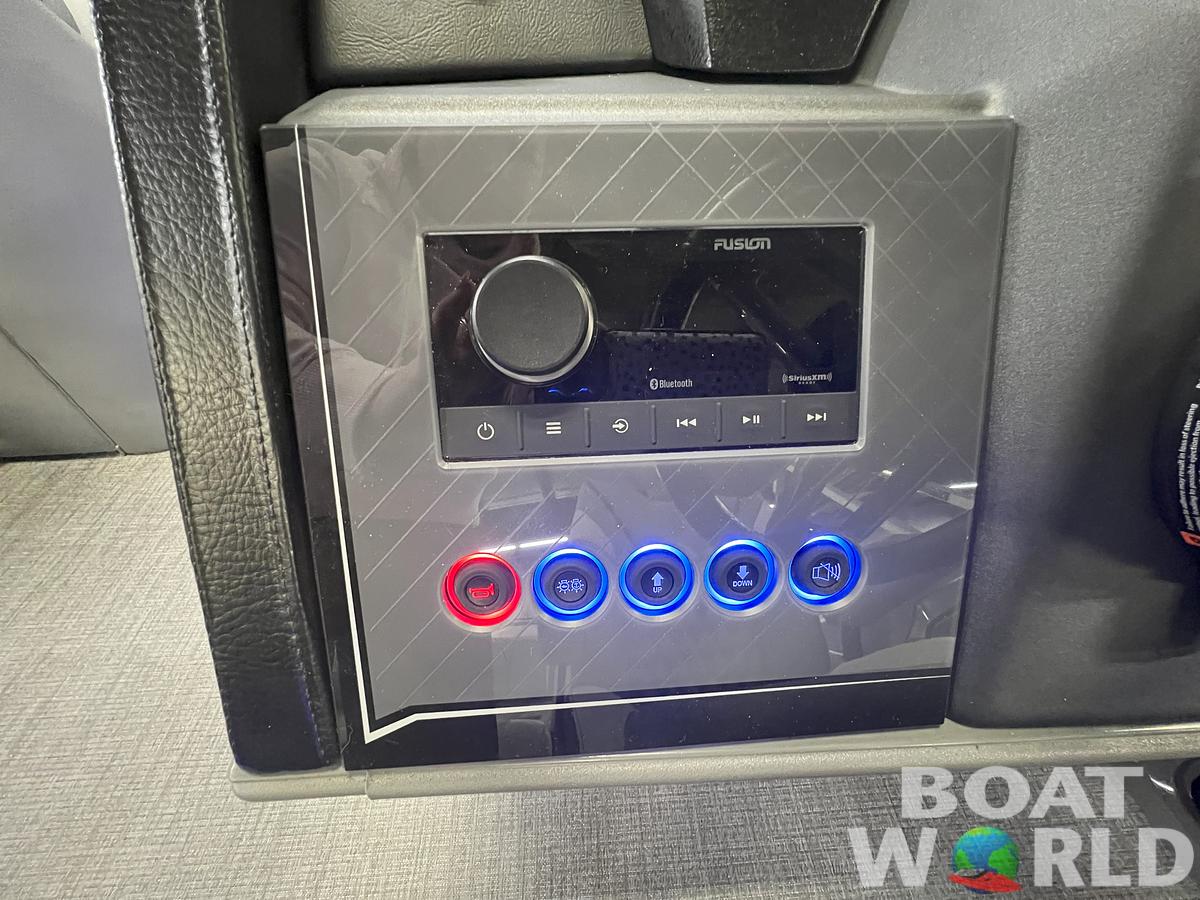 2025 Tahoe Pontoons Cascade 2385 Swingback (VRL) & Honda 4-Stroke EFI