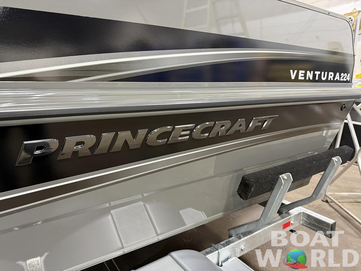 2024 Princecraft Ventura 224 Deckboat 