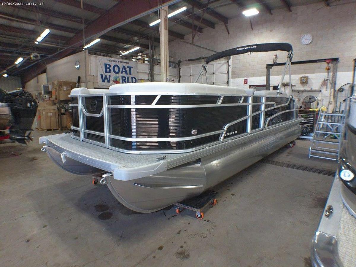 2025 Princecraft Vectra 23 RL Swingback Lounge Pontoon & Mercury 4-Stroke EFI