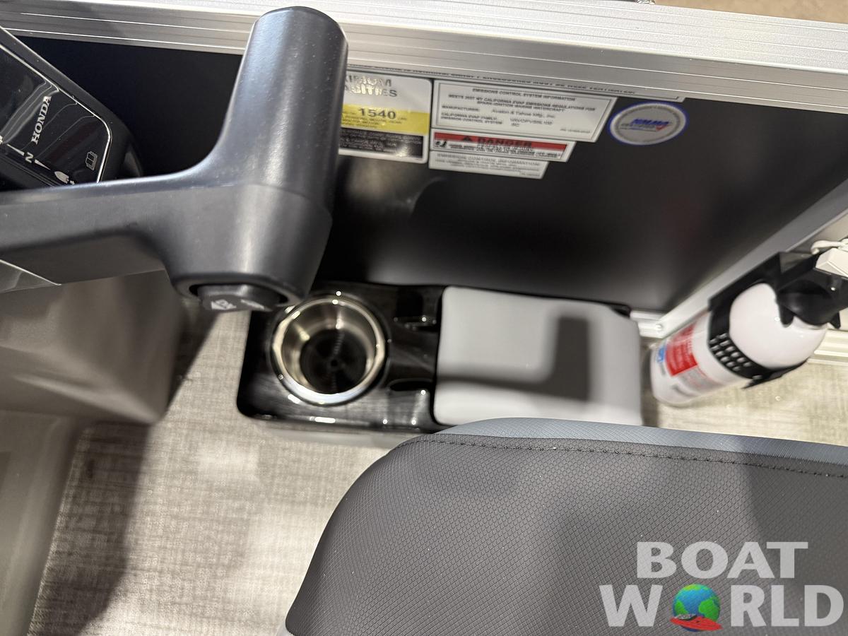 2027 Tahoe Pontoons Sport 2380 Cruise Rear Bench (CRB) $31995