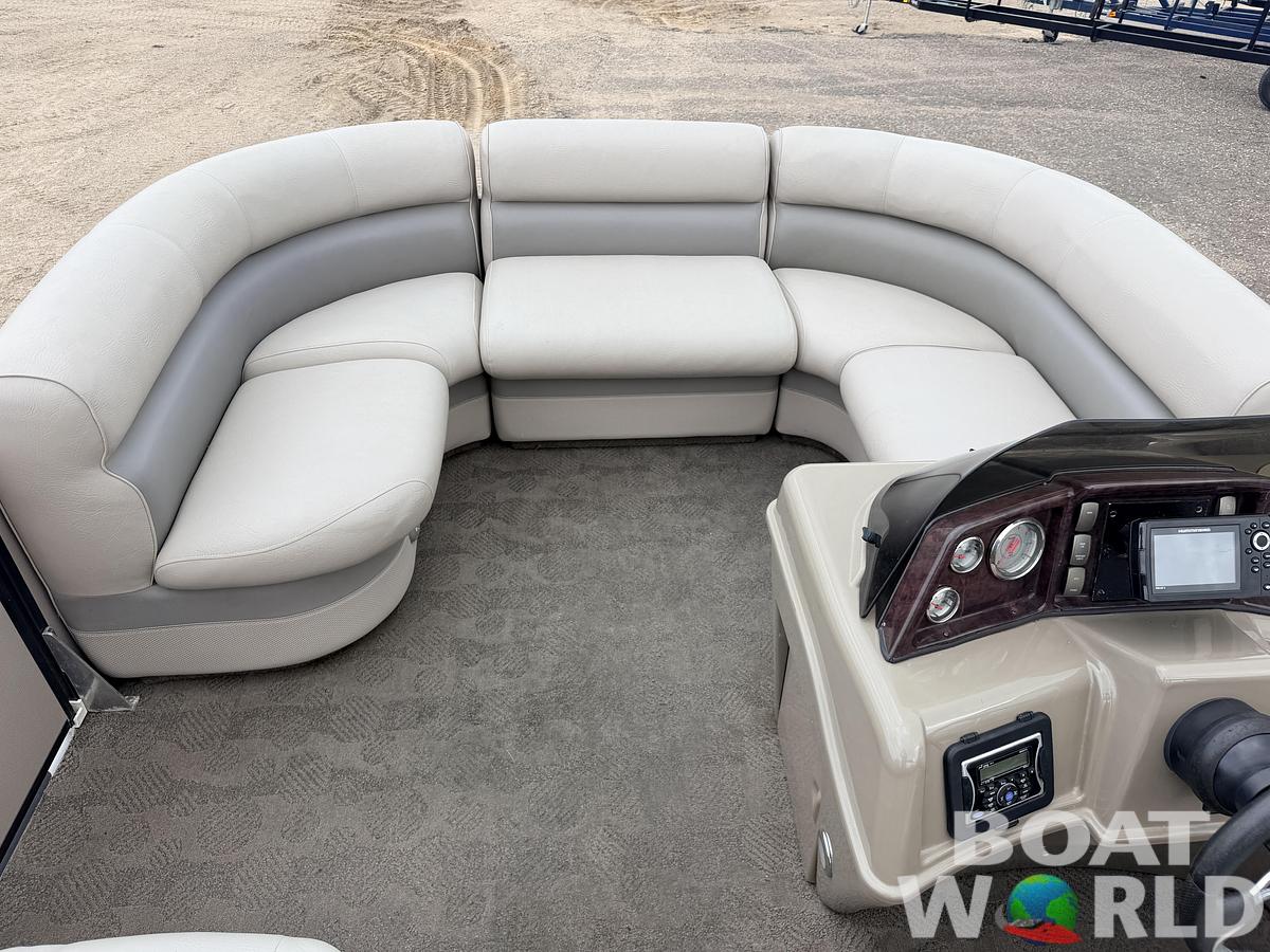 Used 2012 Premier 225 Solaris & 50HP Yamaha 4Stroke -$19,995