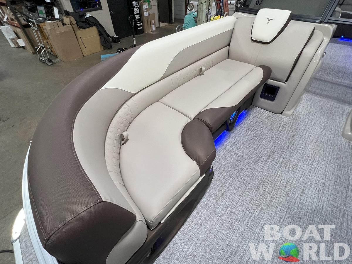 2026 Tahoe LTZ 2385 Elite Windshield Tritoon $52995