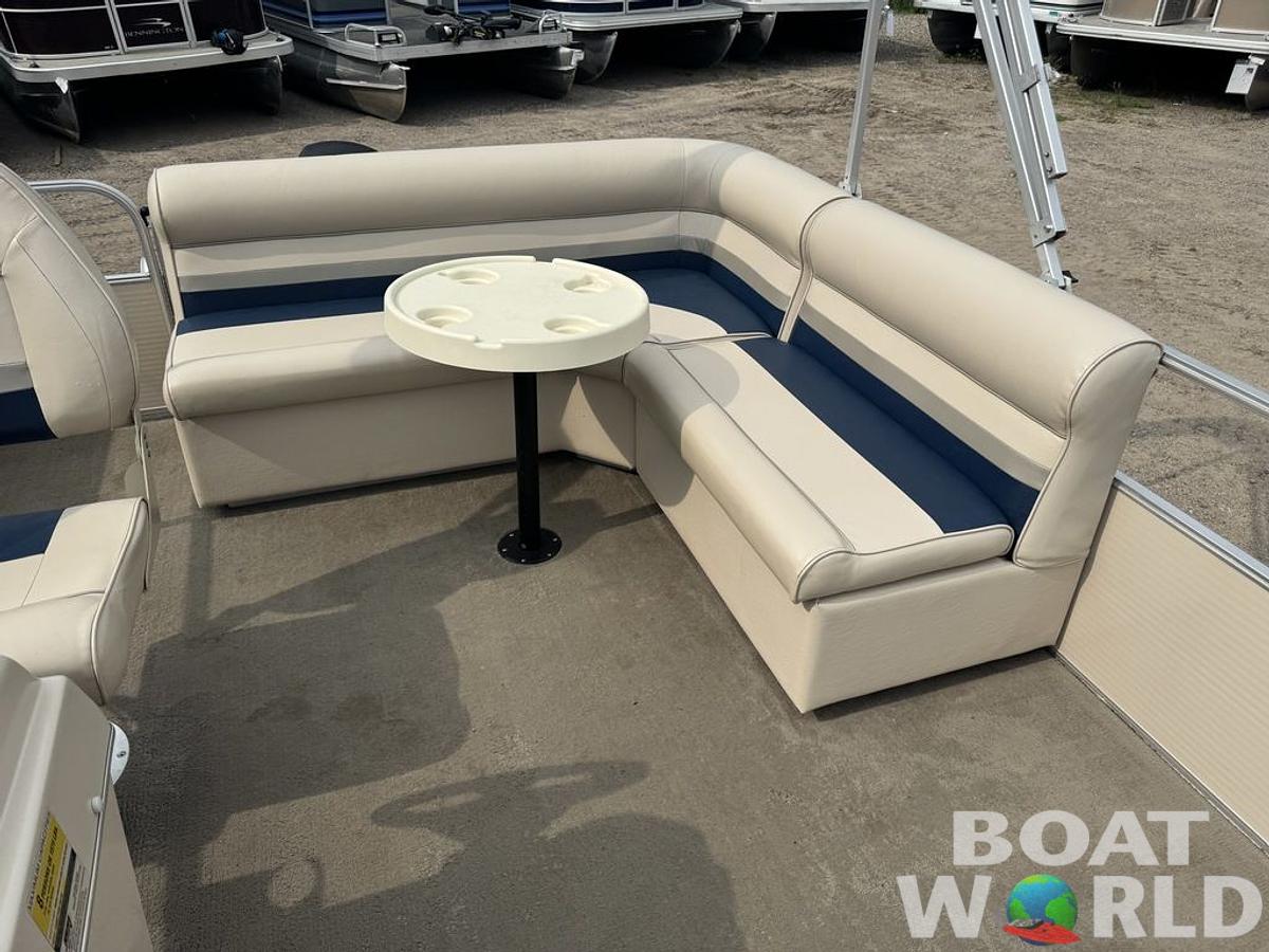 Used 2010 Weeres Cadet Fish 18' & Mercury 4-Stroke