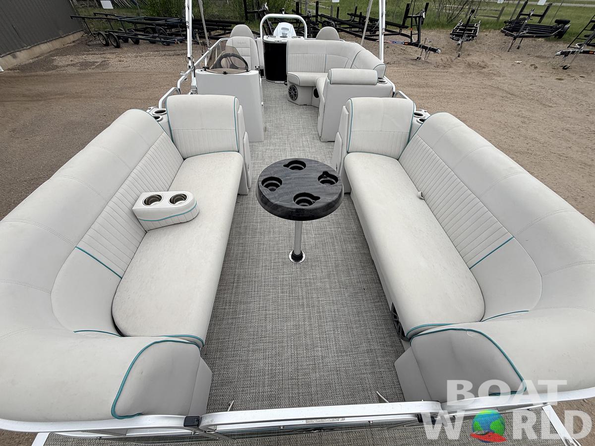 Used 2019 Qwest 822 Fish & Cruise Tritoon & 150HP Honda 4Stroke - $39,995