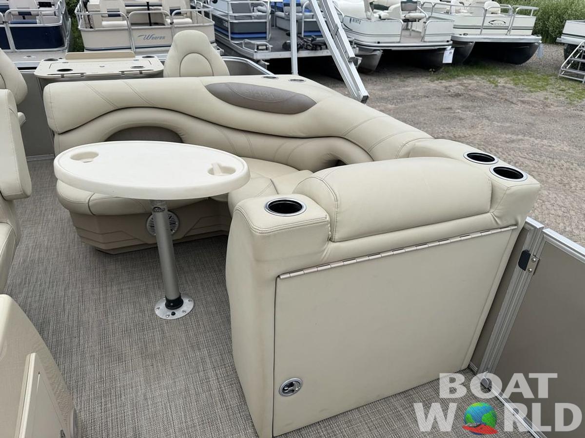 Used 2017 Sylvan 820 Cruise-n-Fish Pontoon