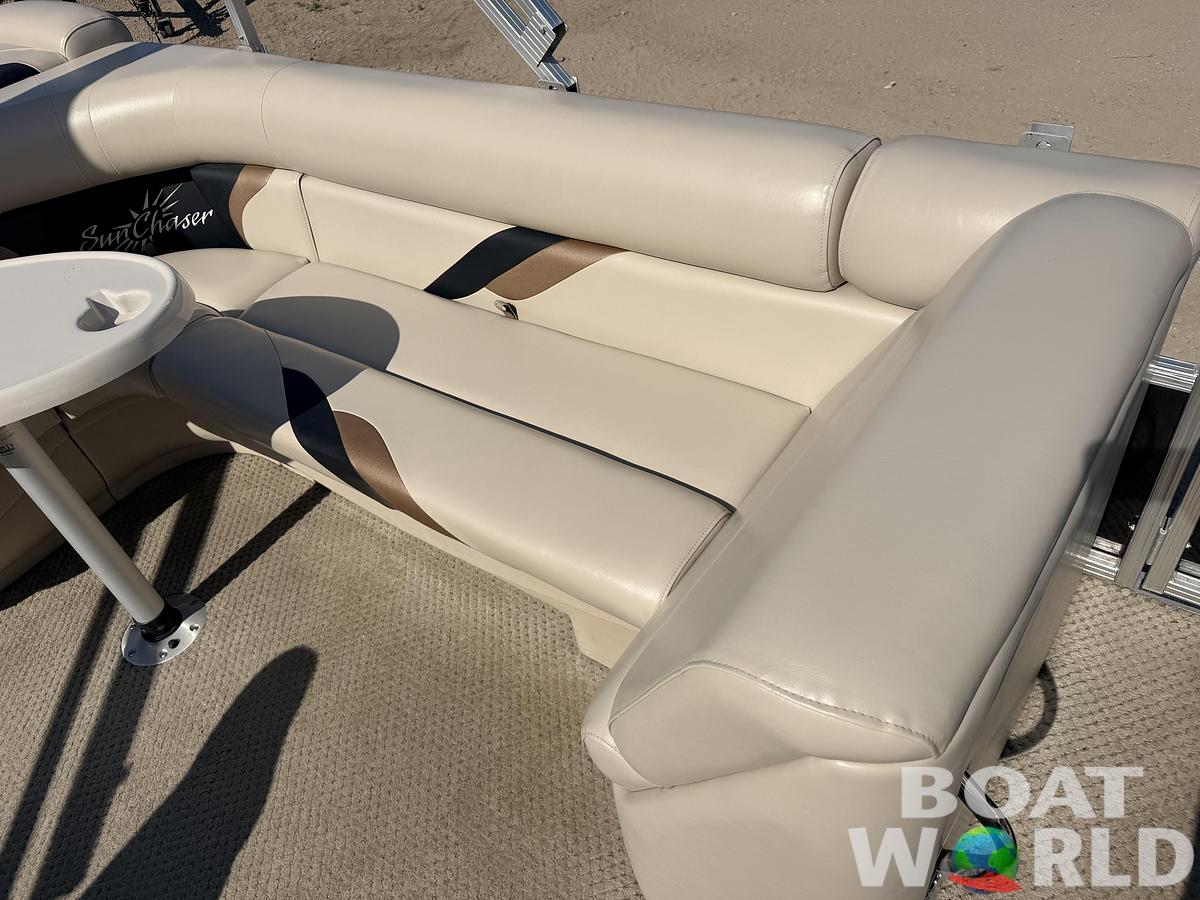 Used 2012 SunChaser 22 Fish 'N Cruise & 50HP Yamaha 4Stroke -$17,995