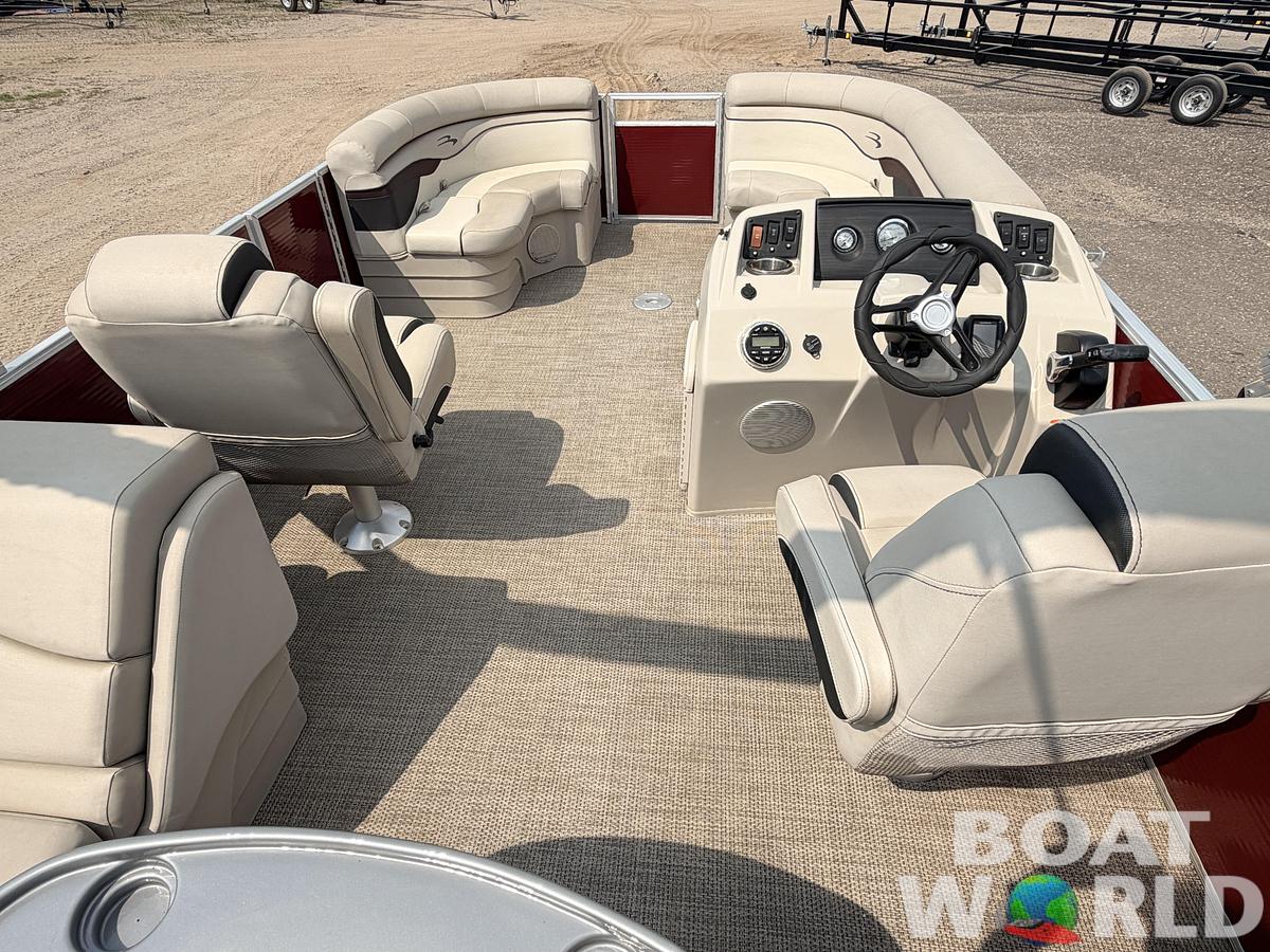 Used 2019 Bennington 21 SX Quad Lounge & Yamaha 90HP 4Stroke -$29,995