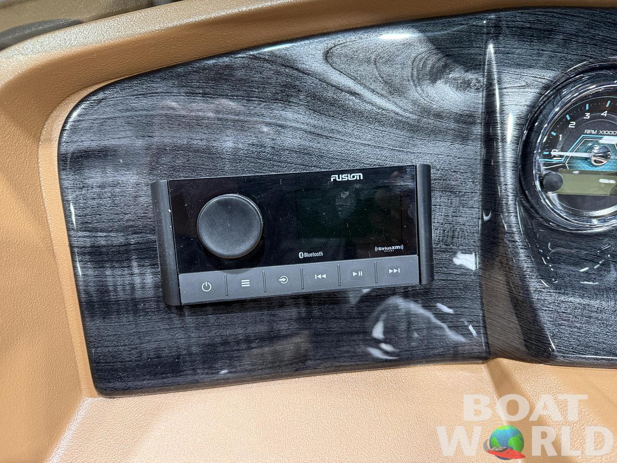 2026 Tahoe Pontoons LTZ 2385 Quad Lounge 