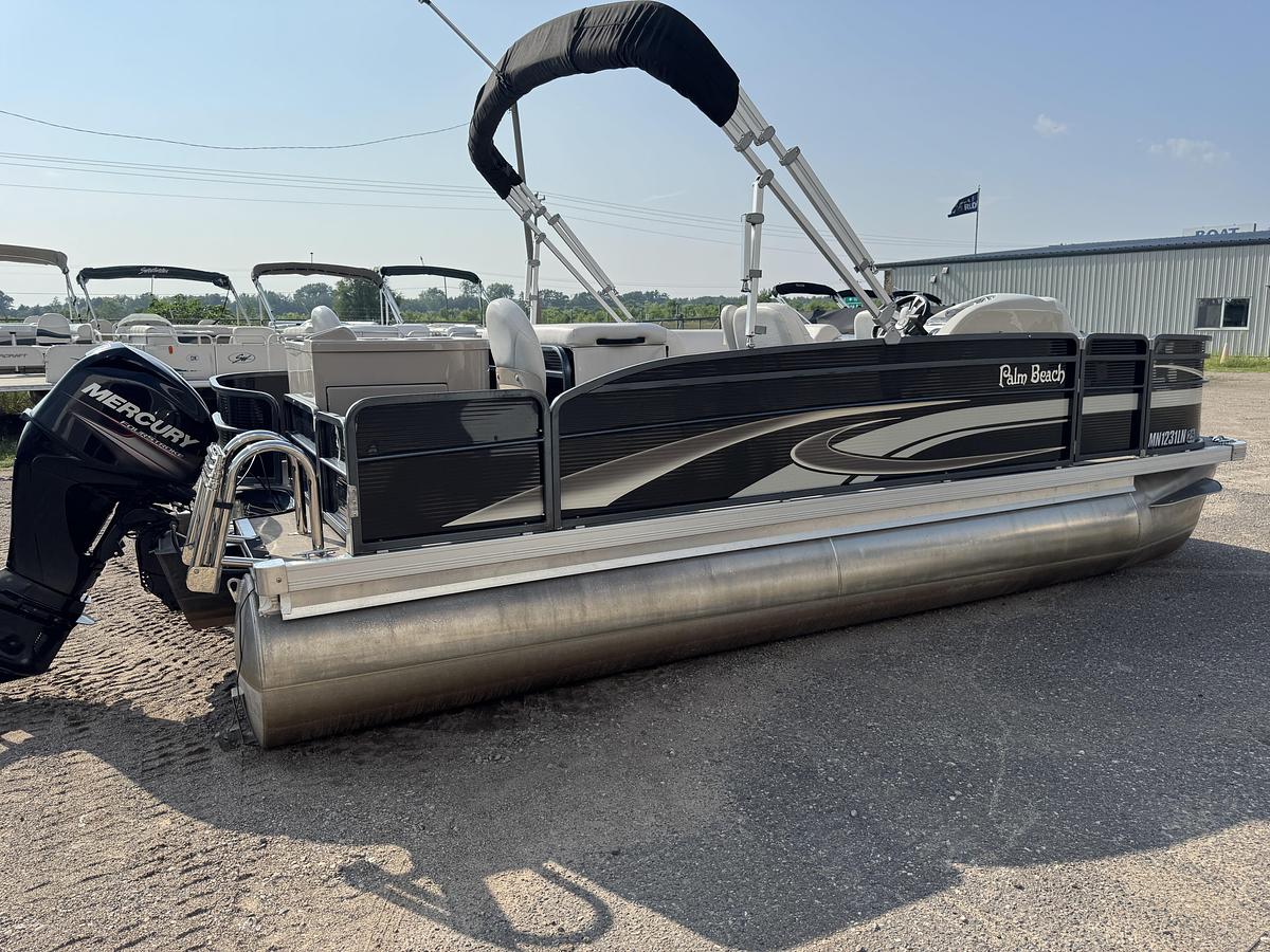 Used 2017 Palm Beach Cast Master 200 Pontoon WITH Sea Legs