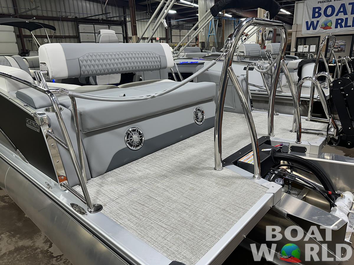 2025 Tahoe Pontoons Cascade 2385 Cruise Rear Bench (CRB) Tritoon & Honda 4-Stroke EFI