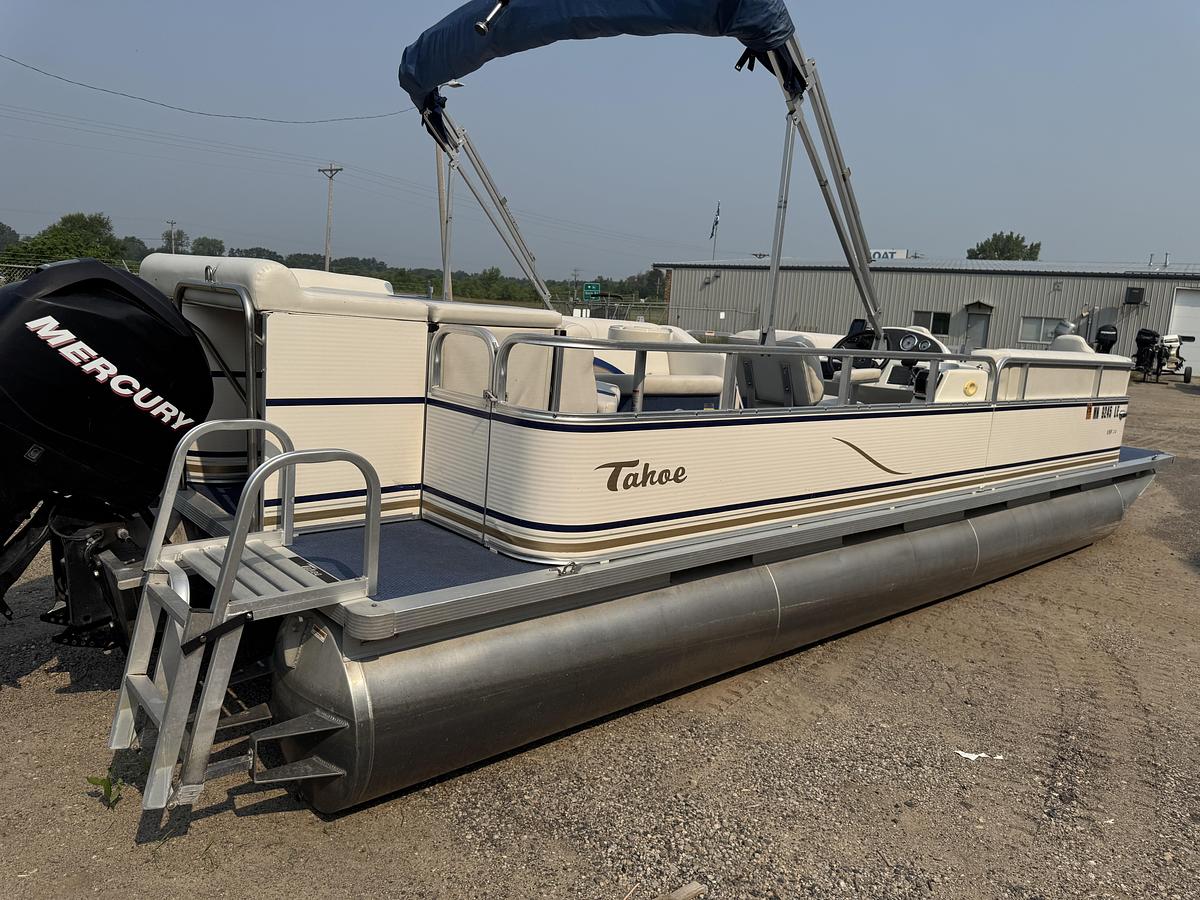 Used 2008 Tahoe Pontoons 24 Bow Fish Pontoon