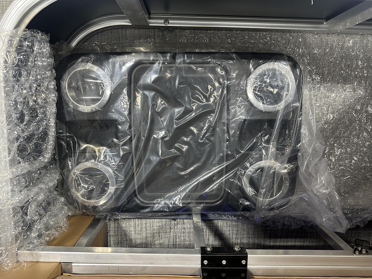 2025 Tahoe Pontoons LTZ 2385 Swingback (VRB) Windshield Tritoon & Honda 4-Stroke EFI