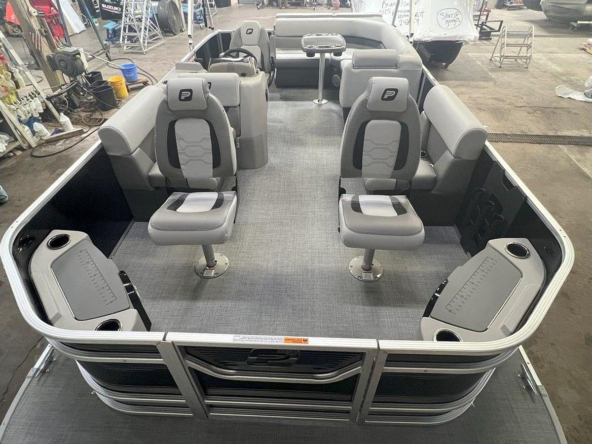 2025 Princecraft 21 Sportfisher 2-S Pontoon & Mercury 4-Stroke EFI