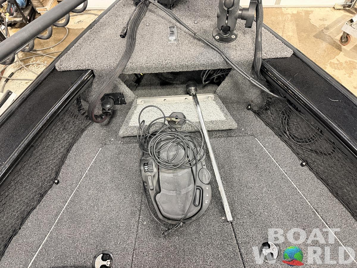 Used 2022 Lund 1875 Pro-V &  200HP Mercury ProXS - $49,995