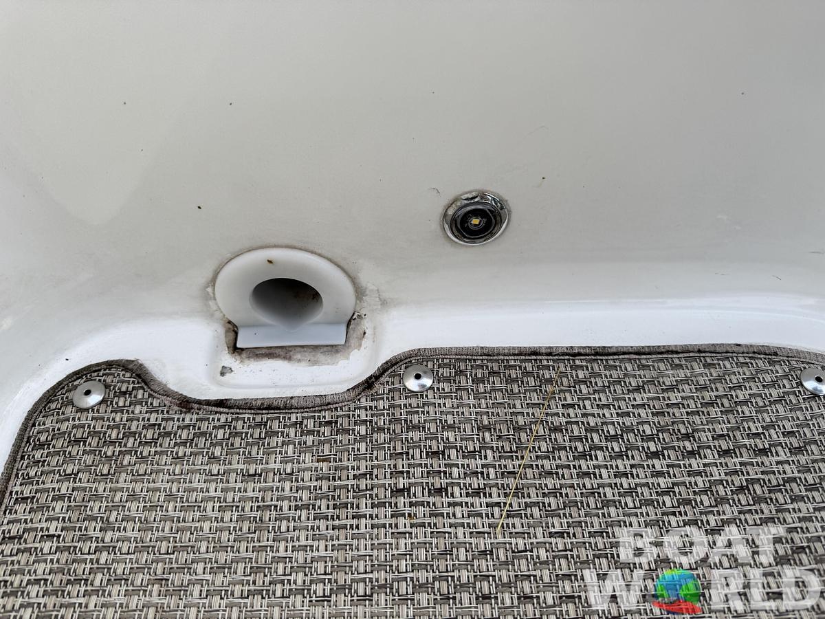 Used 2019 Hurricane SunDeck 187 with 150HP Yamaha Fourstroke EFI Outboard