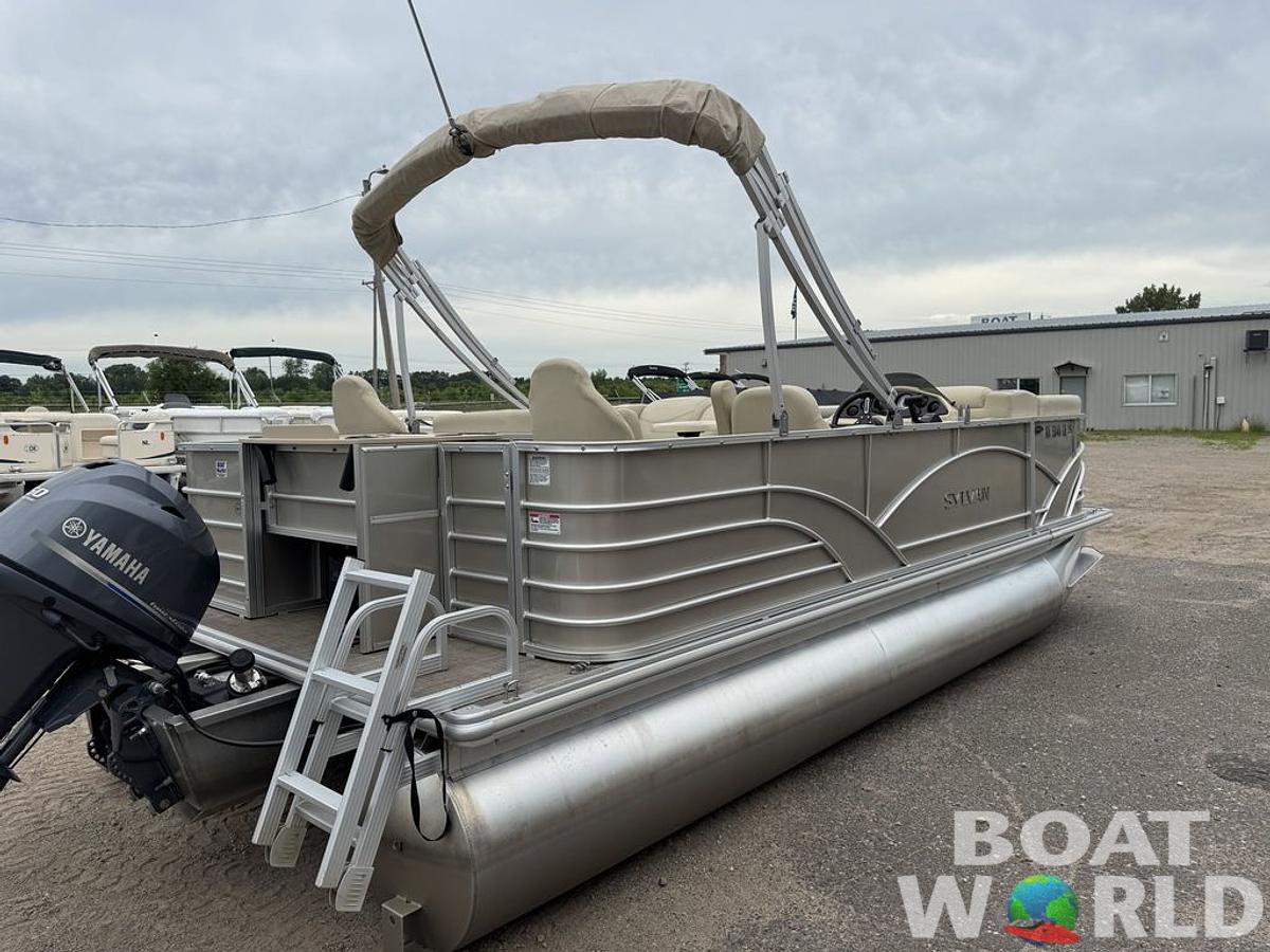 Used 2017 Sylvan 820 Cruise-n-Fish Pontoon